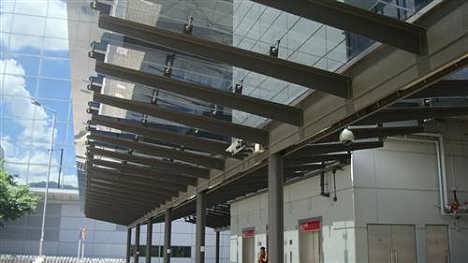 钢结构雨棚钢结构雨棚上海钢结构雨棚设计工厂-钱眼产品